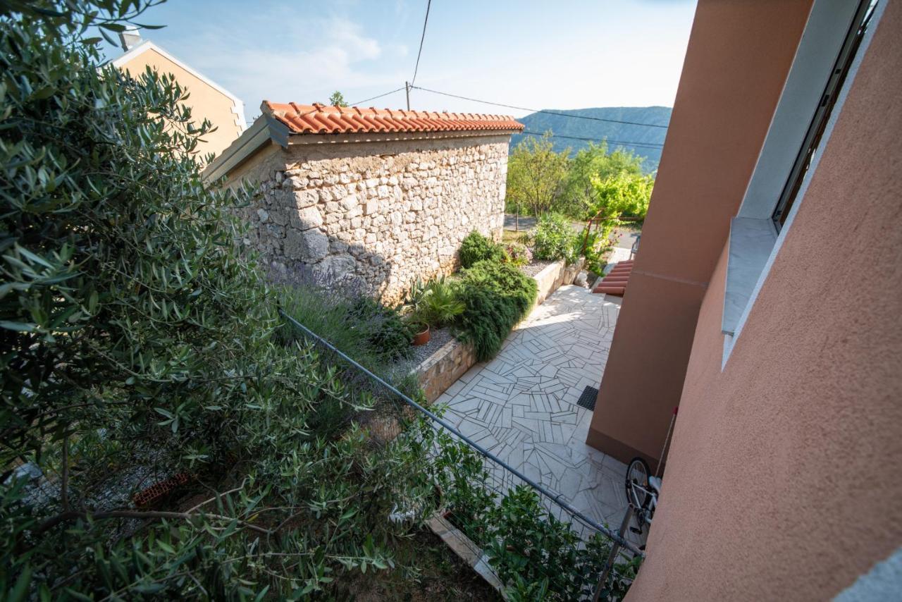 Apartman Sous Les Rochers Grizane-Belgrad Экстерьер фото